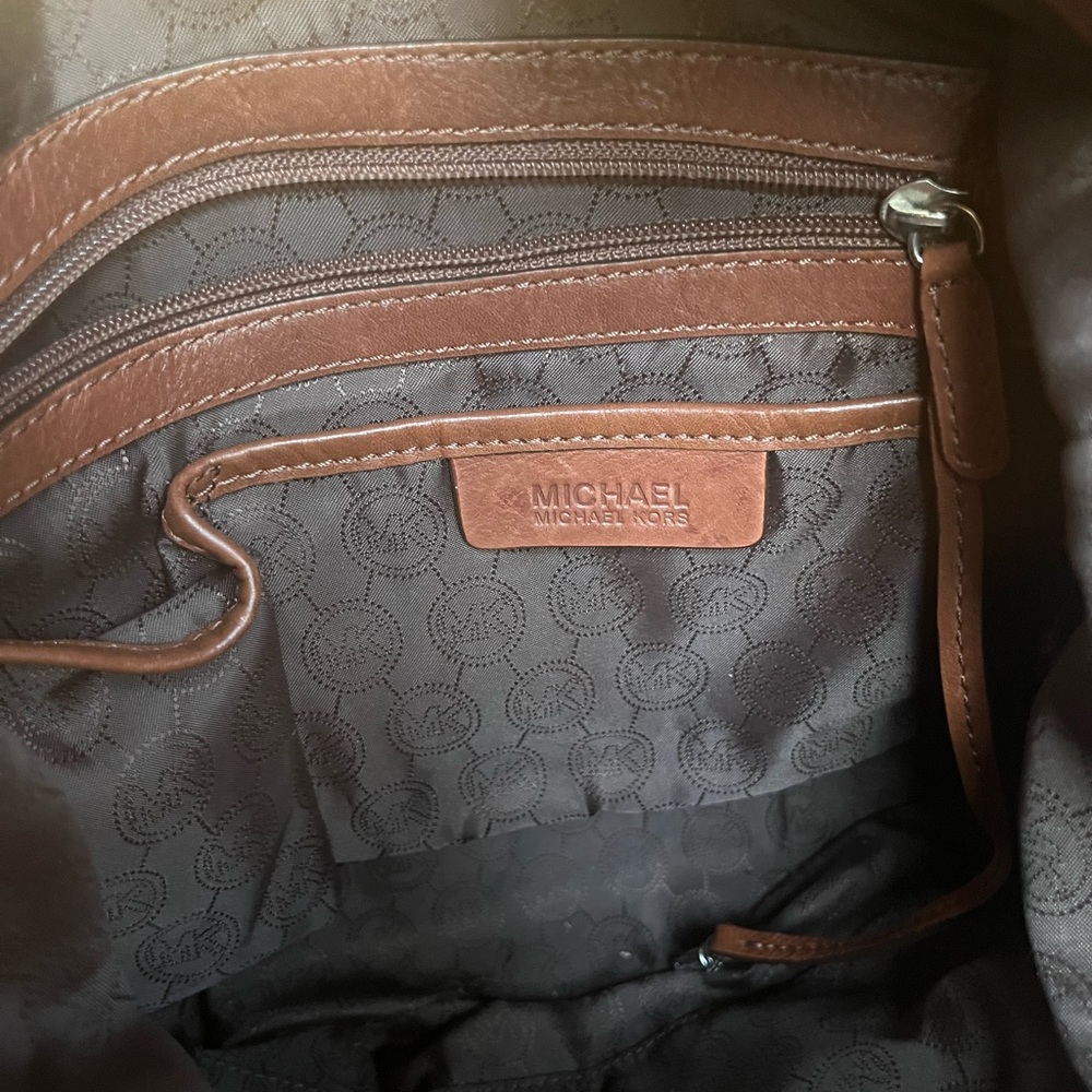 Michael Kors Brown Leather Distressed MILO Tote Bag | Vintage - Picture 8 of 10